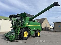 John Deere W650