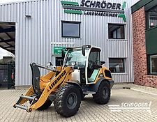 Liebherr 504 COMPACT