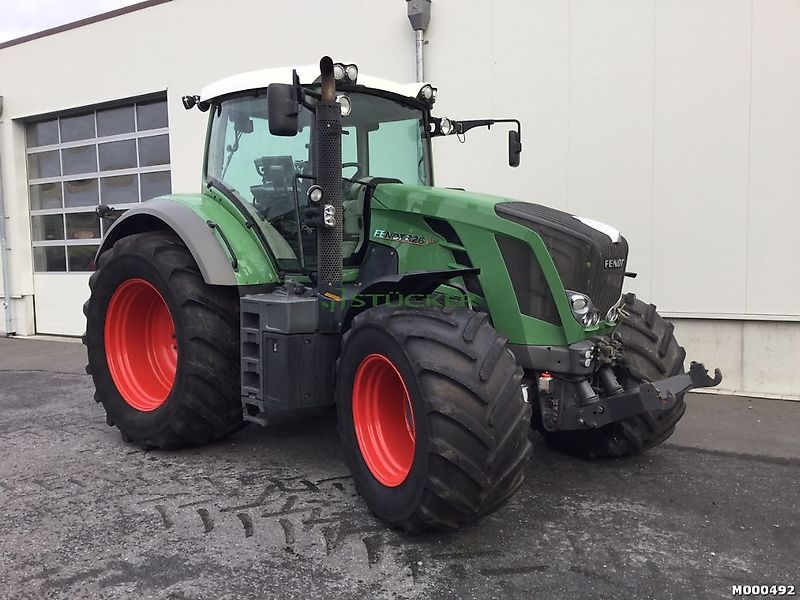 Fendt 826