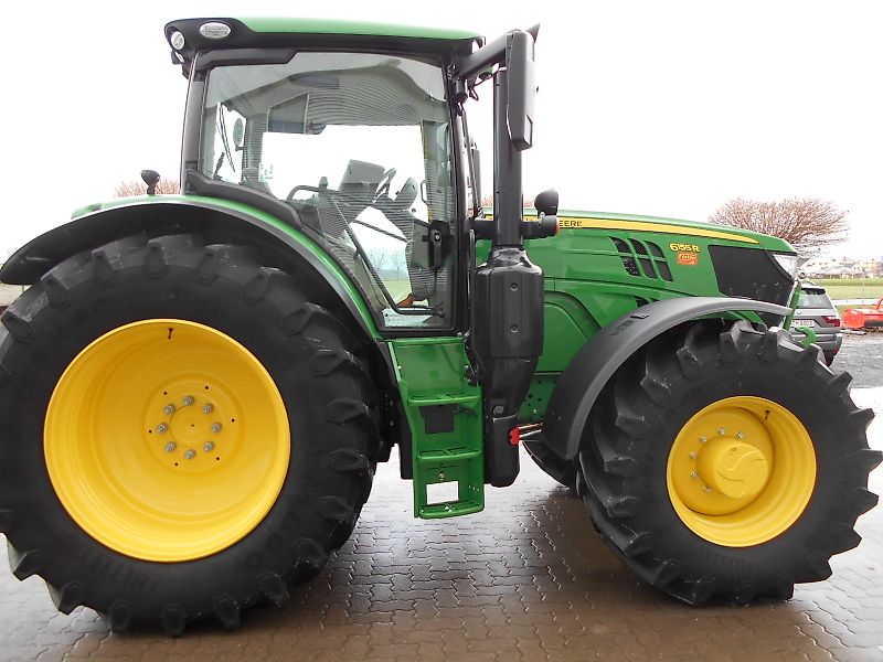 John Deere 6155R