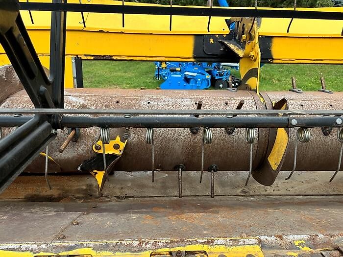 New Holland VARIFEED 12,5 M HD