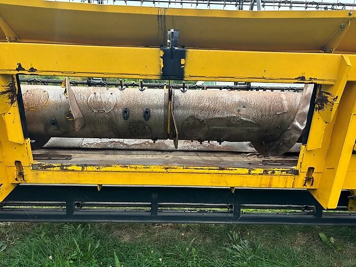New Holland VARIFEED 12,5 M HD