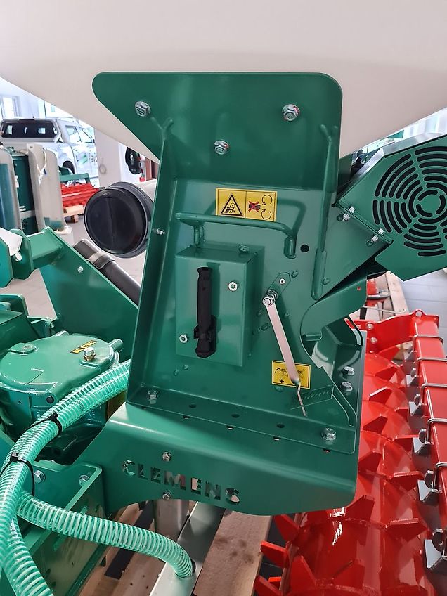 Clemens TK190 mit Packerwalze