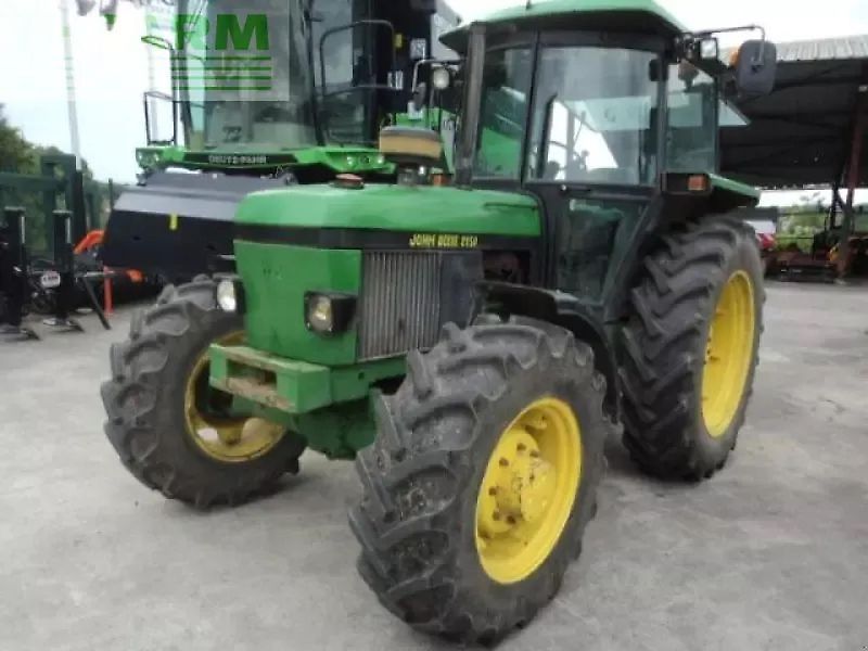 John Deere 2850
