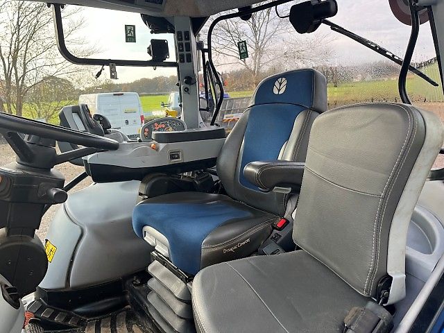 New Holland T6.180 DYNAMIC COM.