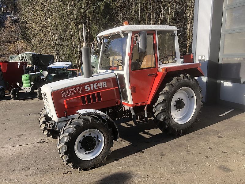 Steyr 8070