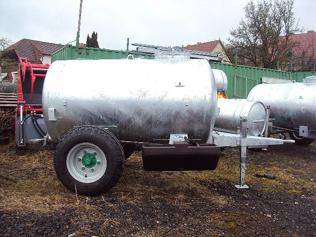 AGRITECH Wasserwagen 2000 Ltr. Feuerverzinkt Weidefass Wasserfass