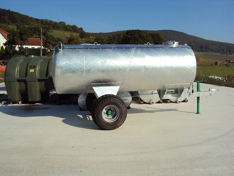 AGRITECH Wasserwagen 2000 Ltr. Feuerverzinkt Weidefass Wasserfass
