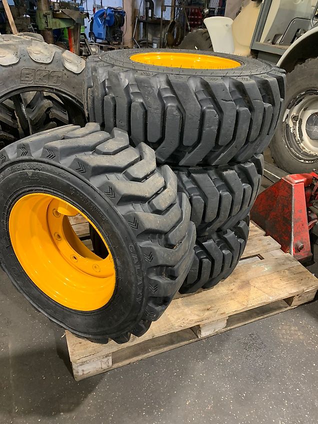 JCB 525-60 Kompletträder 12-16,5