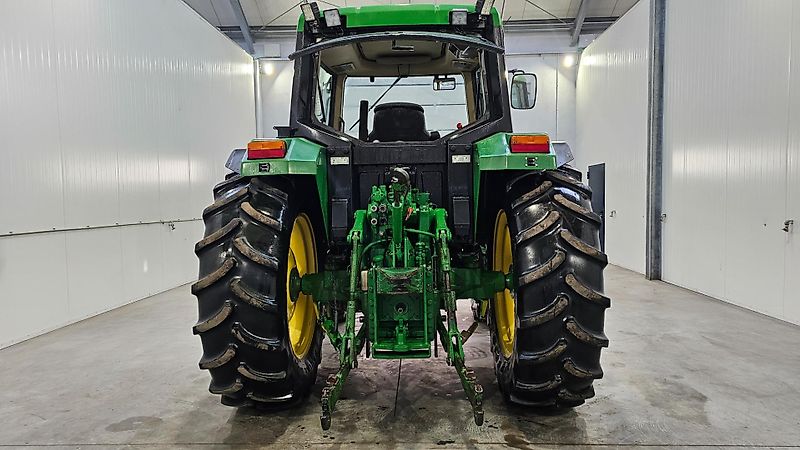 John Deere 6200