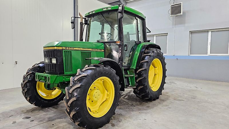 John Deere 6200