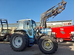 Ford 7710 mit Kabine und Frontlader Allrad