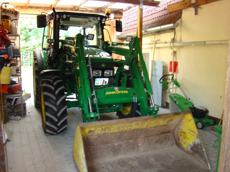 John Deere 5080M