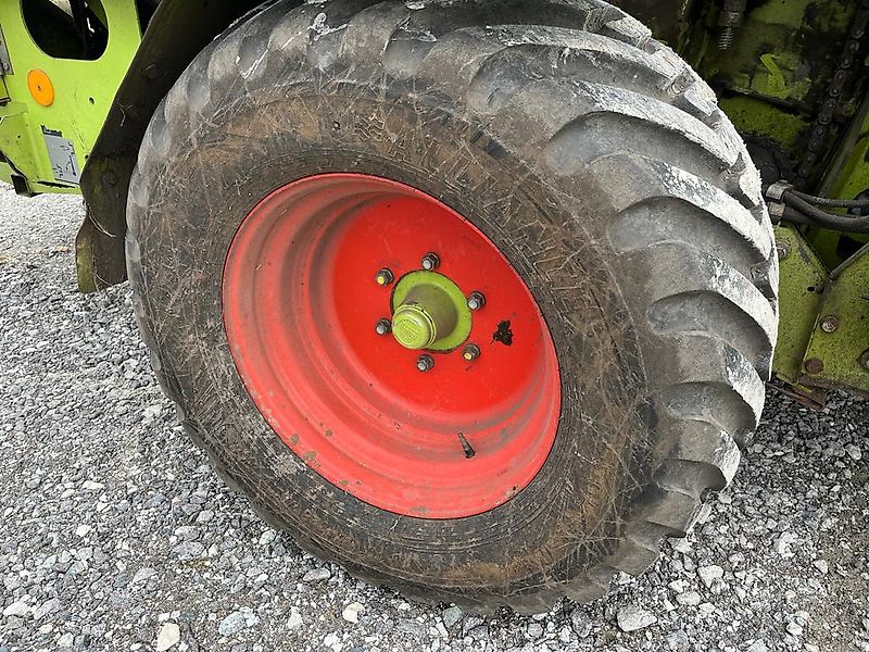 Claas ROLLANT 255 RC UNIWRAP