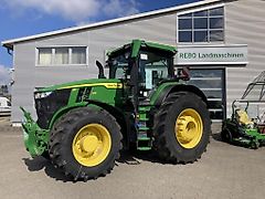 John Deere TRAKTOR 7R330