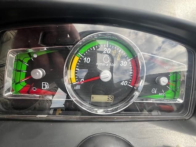 TAFE 6028H + FKH + FZW + Kreiselegge + Frontmähwerk