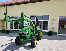 John Deere 4052M