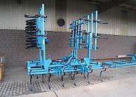 BM Maschinenbau Großfederzinkenegge BM Maschinenbau Großfederzinkenegge