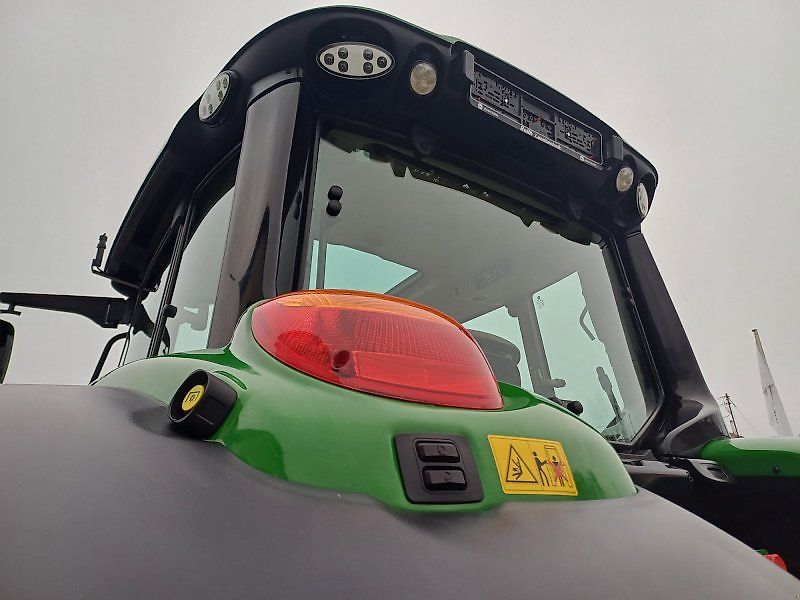 John Deere 6155M
