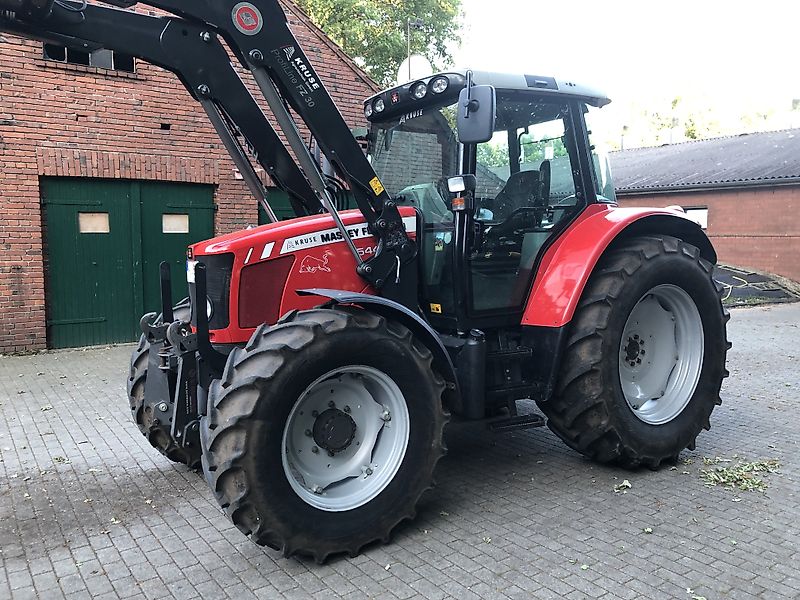 Massey Ferguson 5445