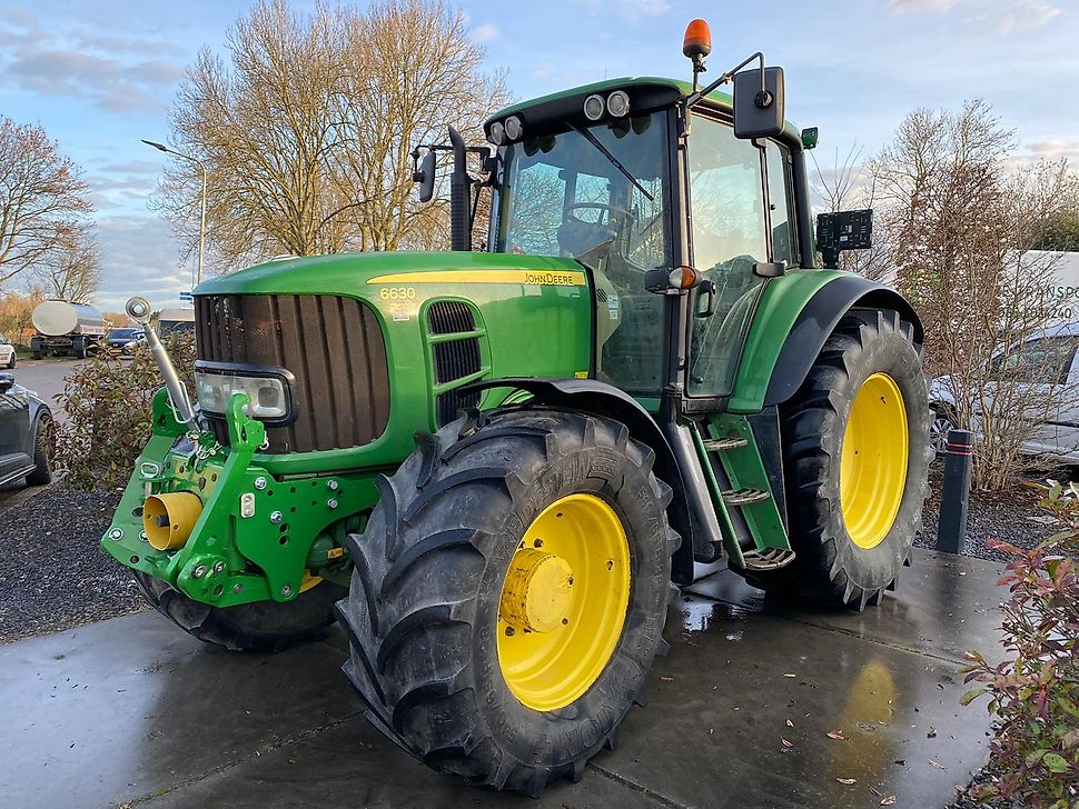 John Deere 6630 Premium