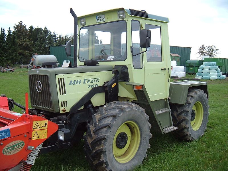 Mercedes-Benz MB trac 700