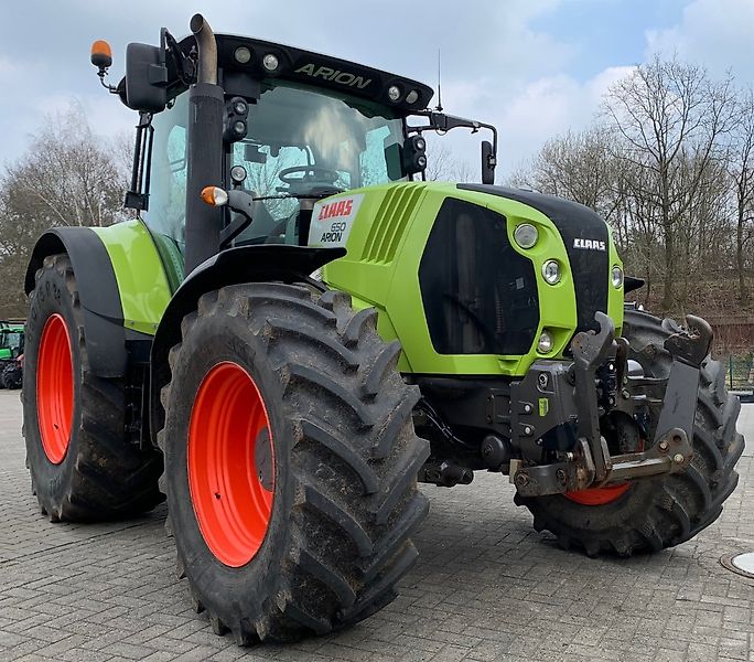 Claas Arion 650