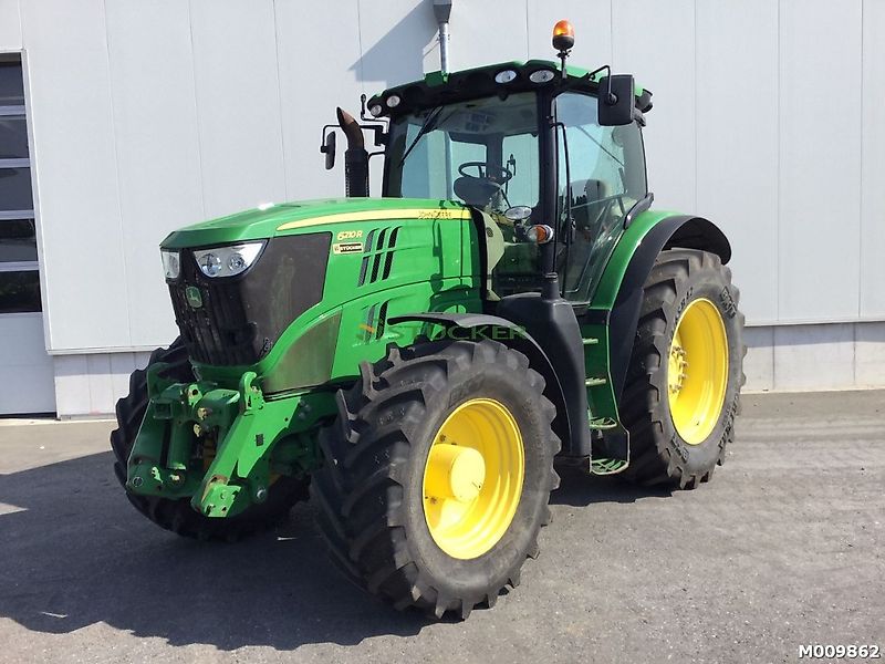 John Deere 6210R