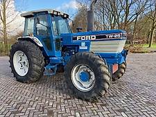 Ford tw25 traktorpool Angebot