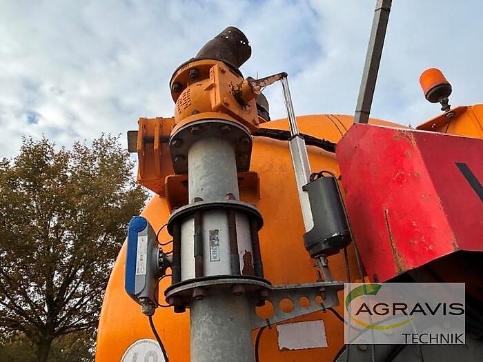 Veenhuis VAKUUMTANKWAGEN 20.000 Liter