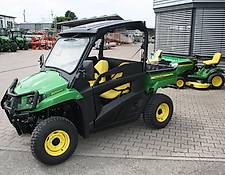 John Deere XUV590i