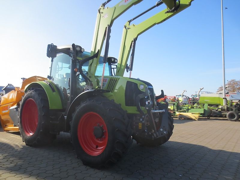 Claas Arion 440