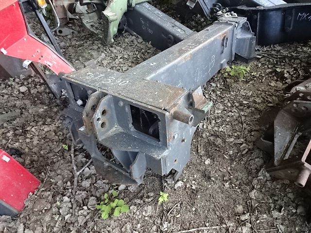 Fendt Teile von Fendt GT- 390 - Vorderachsholm- Drehgelenk