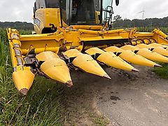 New Holland Maispflücker 875 W