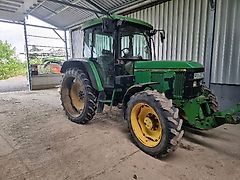 John Deere 6410