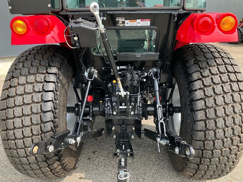 TYM T555 SH mit Frontlader