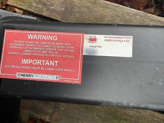 Cherry Euro 8 Adaptor Plate