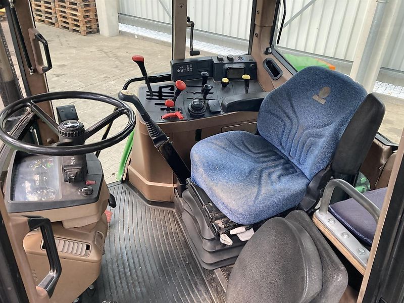 John Deere 6300