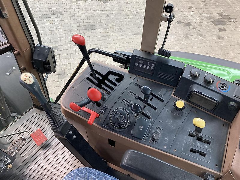 John Deere 6300