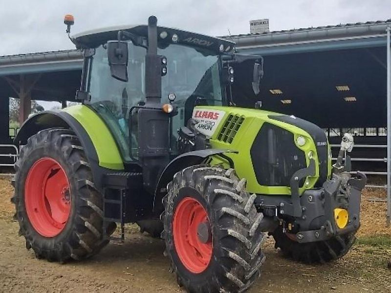 Claas Arion 530