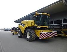 New Holland CR 960