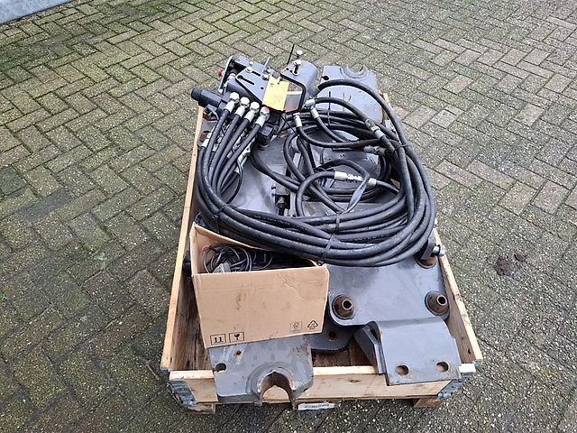 Massey Ferguson AANBOUWDELEN MF 7618