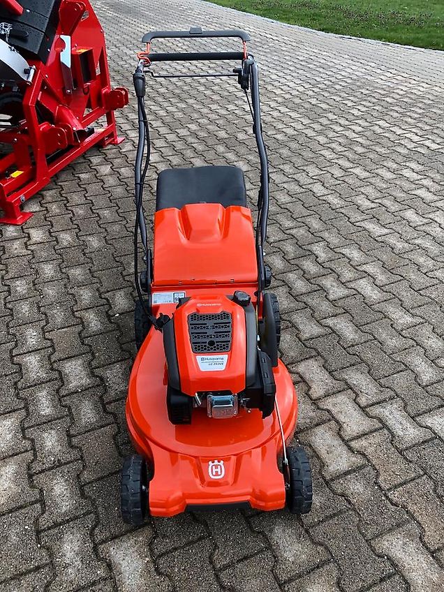 Husqvarna Benzinrasenmäher LC 353VE