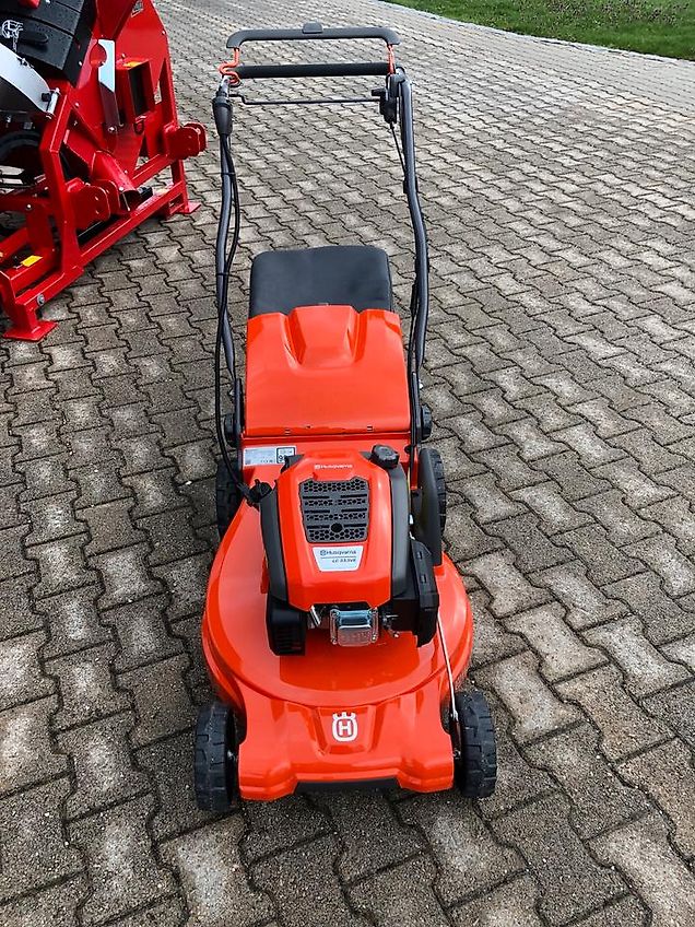 Husqvarna Benzinrasenmäher LC 353VE
