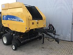 New Holland BR 750