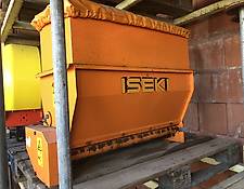 Iseki AKS 80 Kastenstreuer * Hydraulische Antrieb über Ölmotor