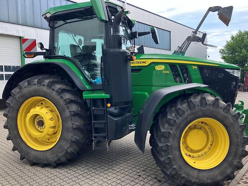 John Deere 7R 330
