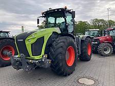 Claas Xerion 4000 VC traktorpool Angebot