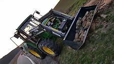 D&D Landtechnika Frontlader fur John Deere 6400 / Lieferung frei traktorpool Angebot