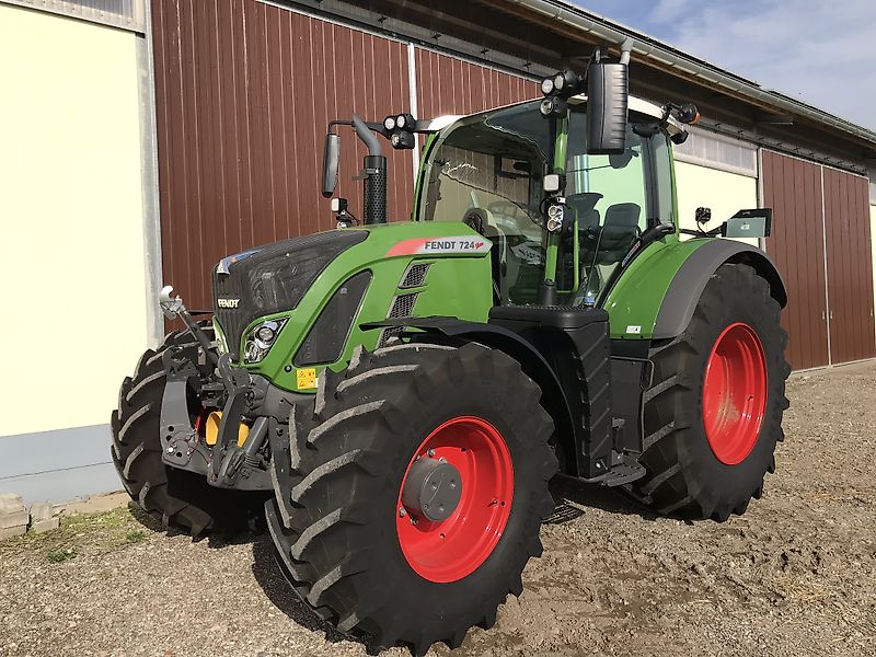 Fendt 724